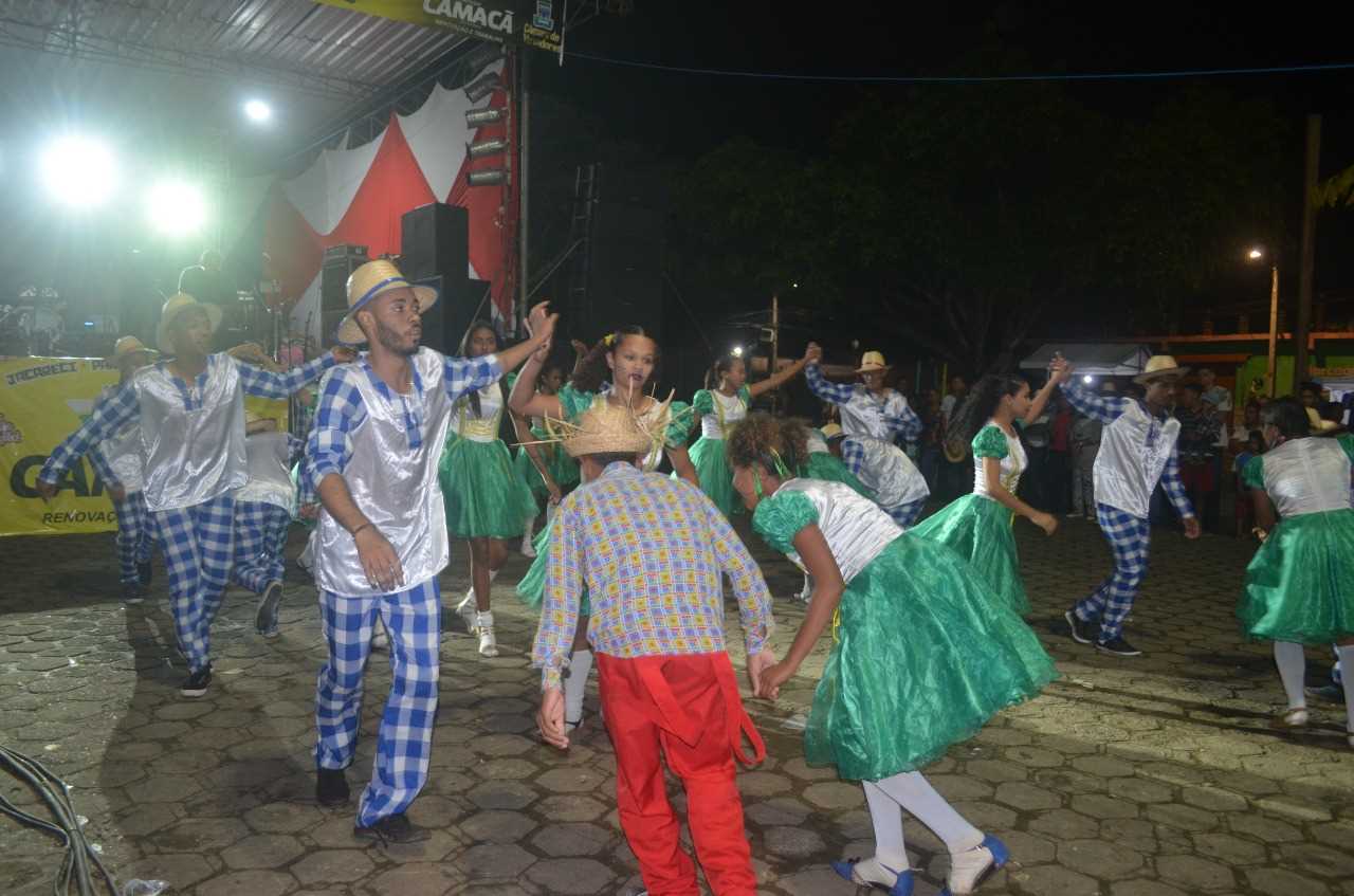 Camacã: Último dia de festa em Jacareci fecha com chave de ouro